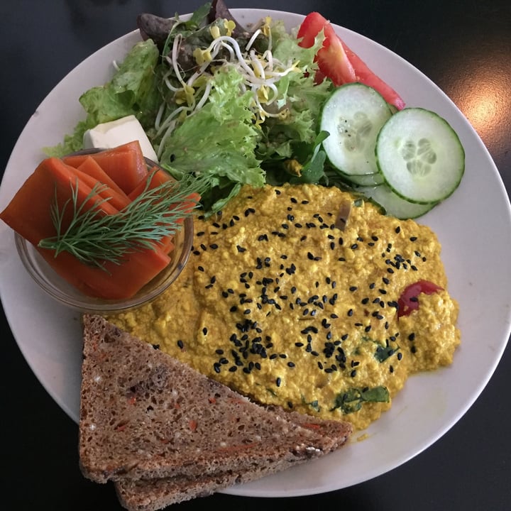 photo of MANA Food Tofu Scramble shared by @chihwei on  03 Oct 2020 - review