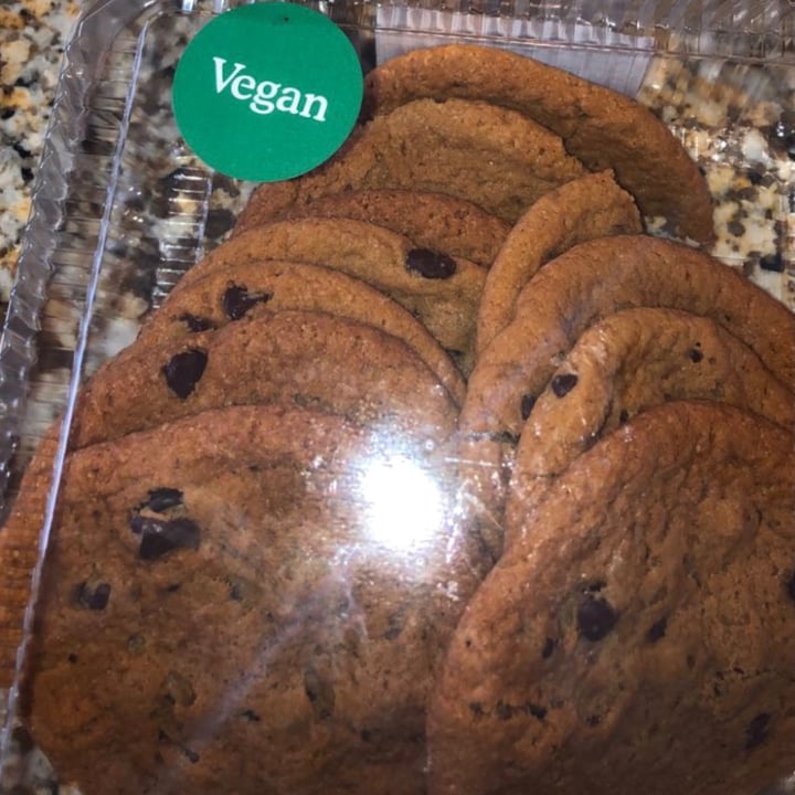review photo of Whole Foods Market Vegan cookies shared by @jordanvalladolid on 20 Jul 2021 - review