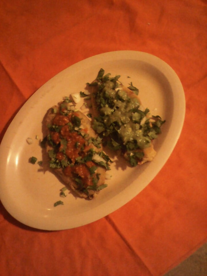 review photo of Antojitos Doña Feli Tlacoyos de frijol shared by @israelt on 06 Mar 2020 - review