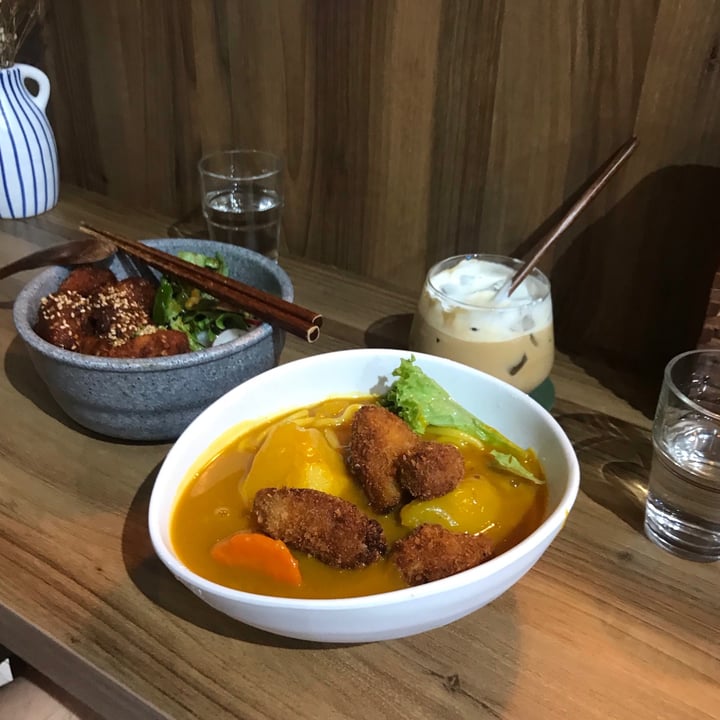 photo of Lucky Cat Curry Katsu Noodles shared by @mariaubergine on  02 May 2021 - review