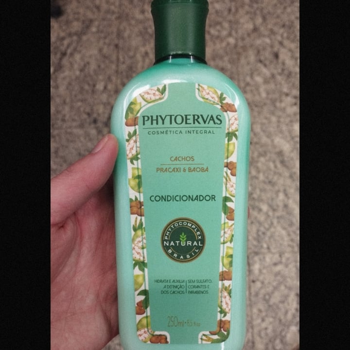 review photo of Phytoervas Condicionador De Pracaxi E Baobá shared by @alanagaziopapandrea on 27 Jul 2022 - review