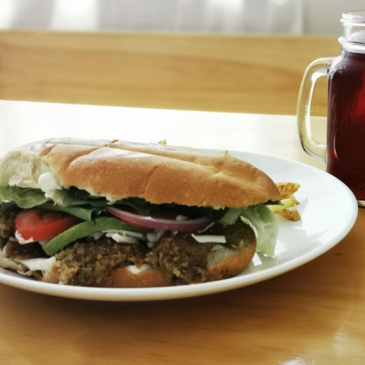 review photo of Indómite Vegan Torta de Milanesa shared by @diegozurita on 19 Jul 2022 - review