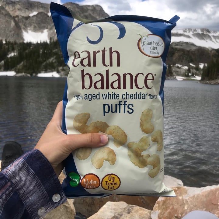 photo of Earth Balance Aged White Cheddar Vegan Puffs shared by @curvycarbivore on  06 Jul 2020 - review