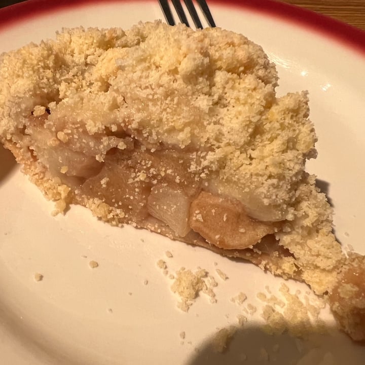photo of Kaya's Kitchen apple crumb pie shared by @allycat38 on  27 Nov 2022 - review