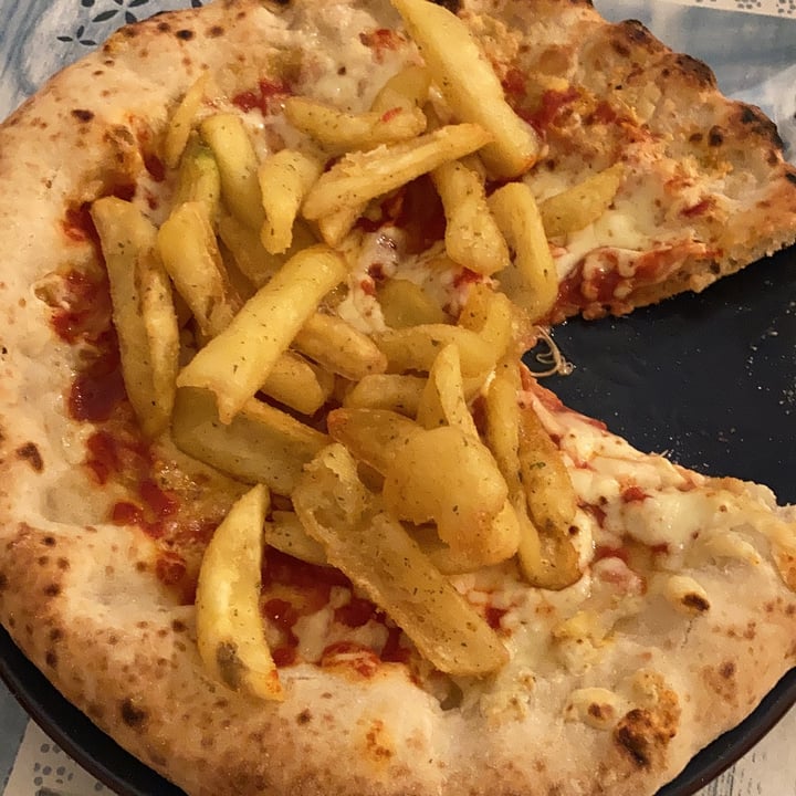 review photo of Buitoni Base pizza shared by @drusillamalcontenta on 09 May 2022 - review