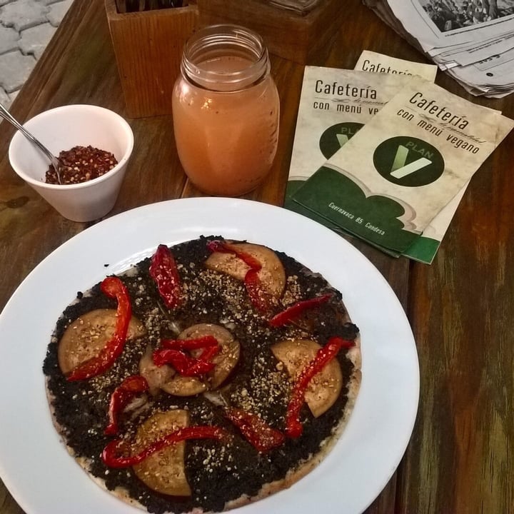review photo of Plan V Café Pizza Olivada shared by @laaprendiz on 06 Mar 2020 - review