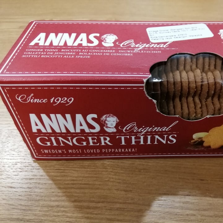 photo of Annas Ginger Thins shared by @moralcompassion4all on  14 May 2020 - review
