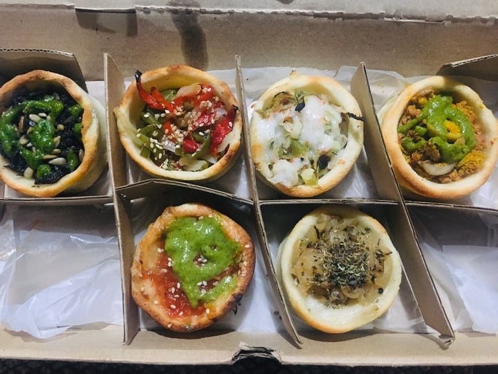 photo of Pizza Vegana Castelar Canastita Caramelita shared by @loana on  03 Dec 2019 - review