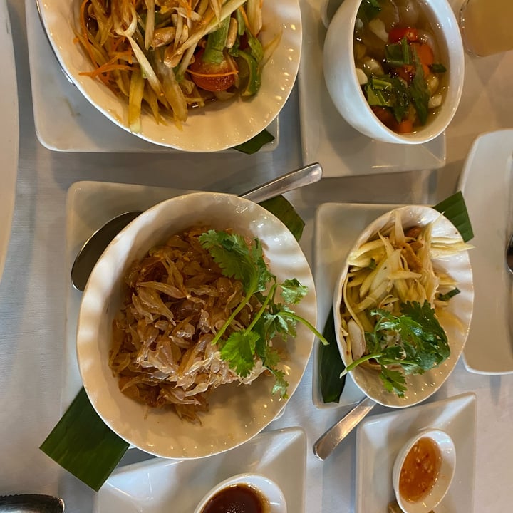 photo of Jim Thompson Vegetarian lunch buffet shared by @jaript on  16 Oct 2022 - review