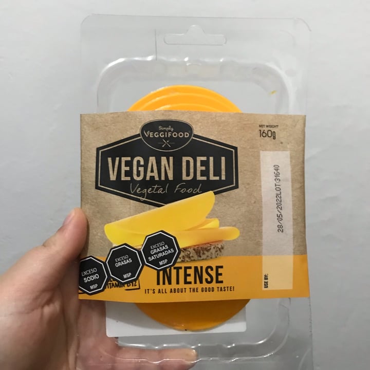 review photo of Vegan Deli Vegan Cheese Intense Cheddar Style Slices shared by @marto- on 19 Sep 2021 - review