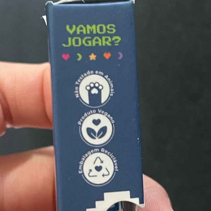 review photo of RubyRose delineador líquido colorido shared by @kykanaiade on 25 Jul 2022 - review