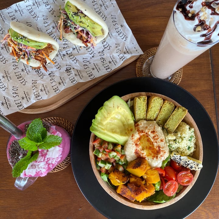 photo of Secret Spot Canggu Falafel Bliss Bowl shared by @isshappy on  15 May 2021 - review
