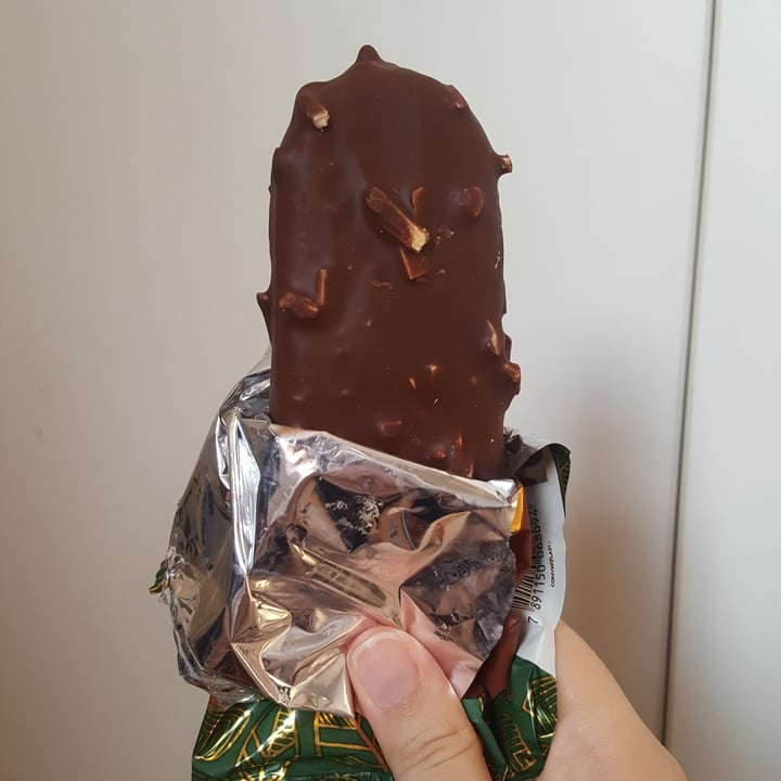 review photo of Kibon Magnum De Amêndoas shared by @isabelcb on 20 Sep 2021 - review
