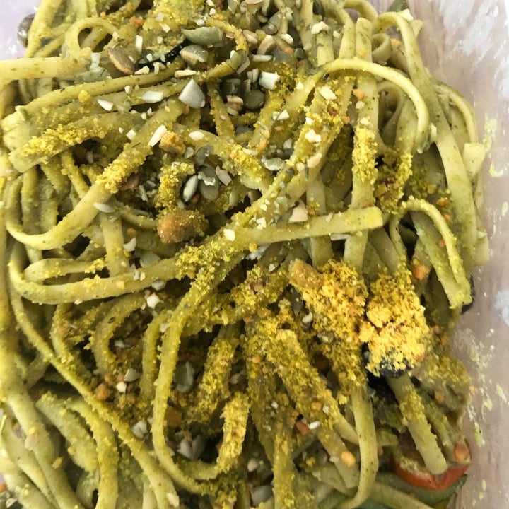 photo of iVegan Linguine Pesto shared by @meltingpotatoes on  24 Mar 2021 - review
