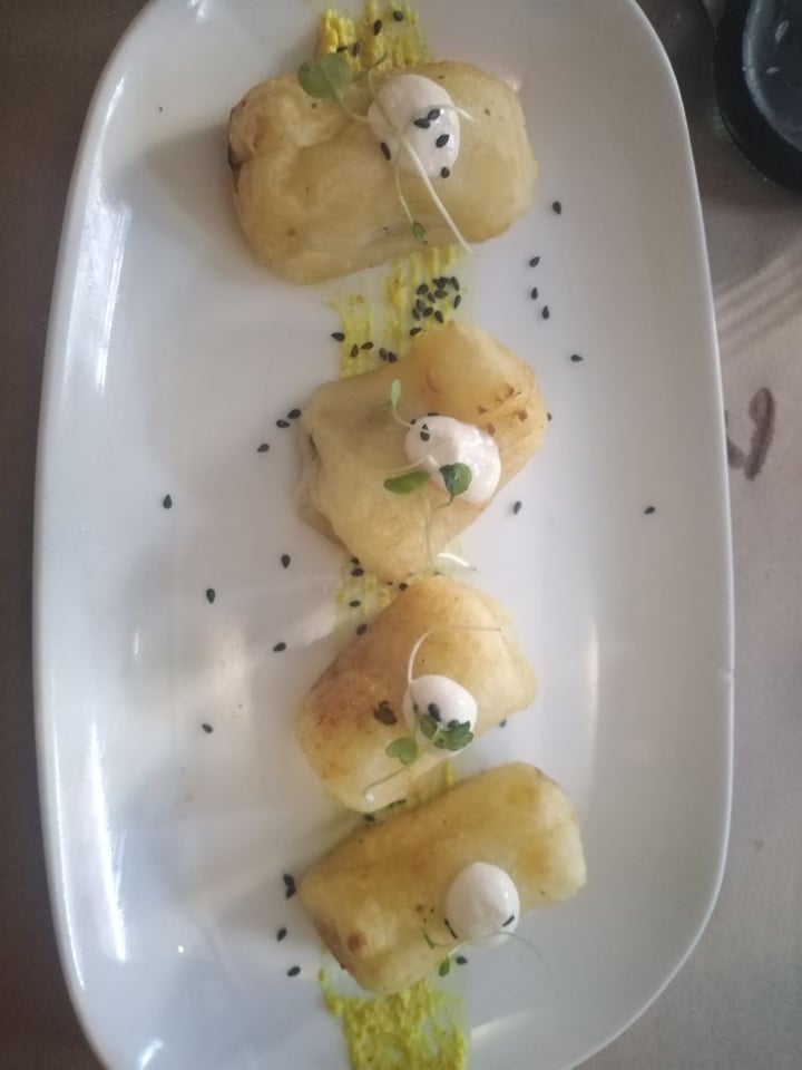 photo of De Raíz Cocina Café Croquetas de yuca shared by @linsa23 on  08 Jan 2020 - review