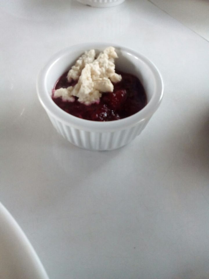 photo of Hervíboro Cocina Vegana Postre De Mora shared by @ricardodiazalarcon on  01 Oct 2019 - review