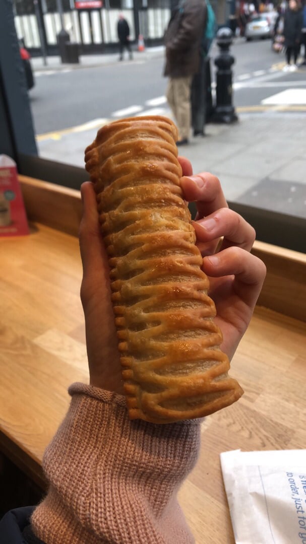 review photo of Greggs Vegan Sausage Roll shared by @fruitbowlhalffull on 31 Dec 2019 - review
