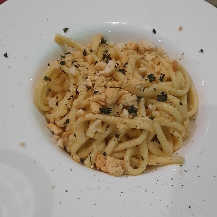 review photo of Piperita scialatielli di pasta fresca aglio, olio, peperoncino e crema di taralli shared by @ylaria on 09 Nov 2022 - review