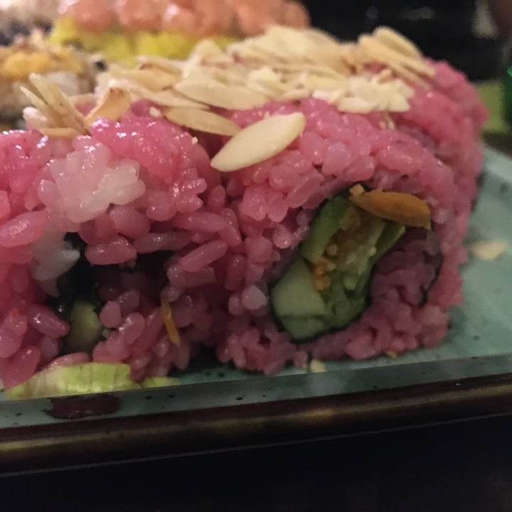 photo of Makai Uramakeria & Sushi Pink veggie shared by @giorgia97 on  30 Jun 2022 - review