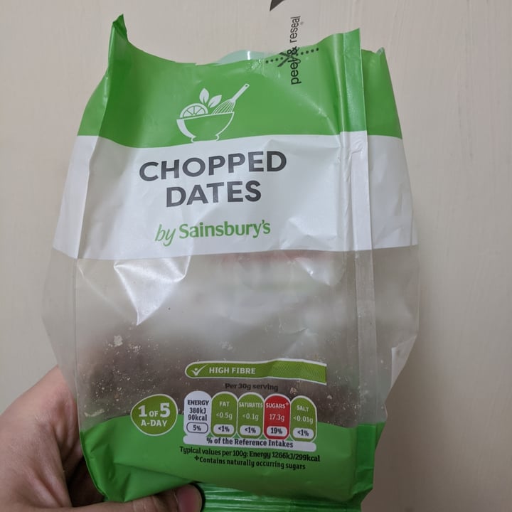 photo of Sainsbury's Chopped dates shared by @kurtlubin on  09 Sep 2020 - review