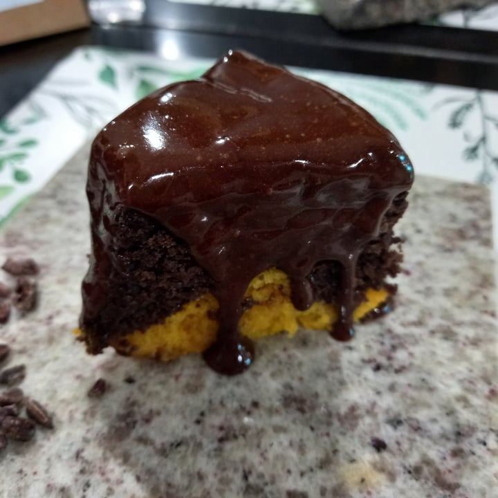 photo of Vegan Safe Bolo cenoura com chocolate shared by @danimarques on  24 Jan 2022 - review