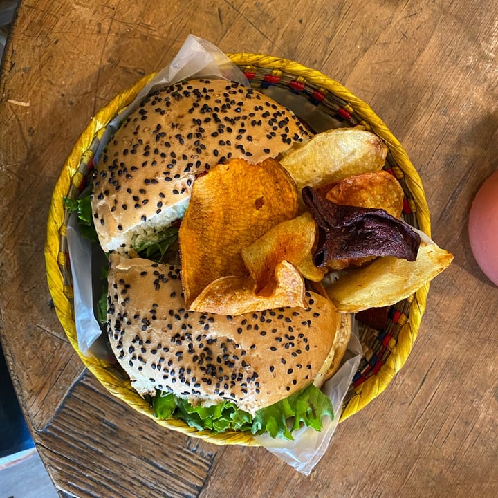 photo of Pan Comido Hamburguesa de soya shared by @ivettnava on  15 Jul 2021 - review