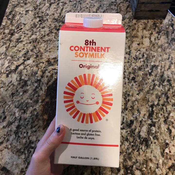 review photo of 8th Continent 8th Continent Soy Milk shared by @happycow on 19 Jan 2020 - review