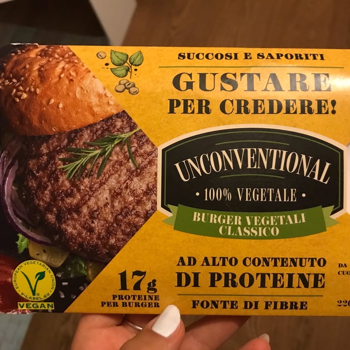 photo of Unconventional Burger Vegetale Classico - Classic Burger shared by @federicastuder on  25 Sep 2022 - review