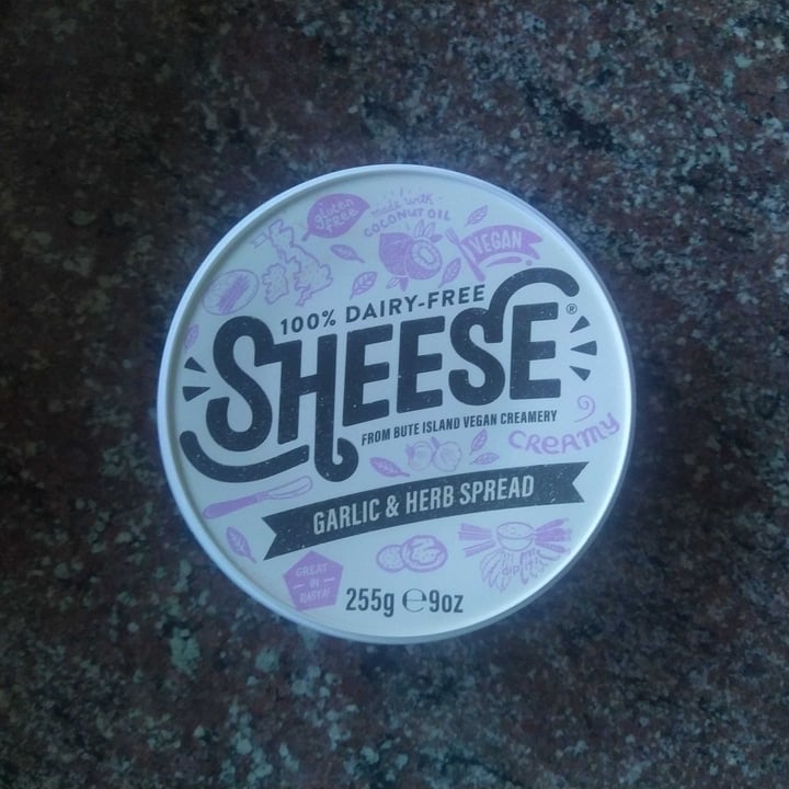 photo of Sheese Garlic & Herb shared by @luciernagaencendida on  15 Feb 2022 - review