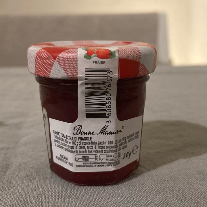 review photo of Bonne Maman Confettura di fragola shared by @simonescampoli on 12 Dec 2022 - review
