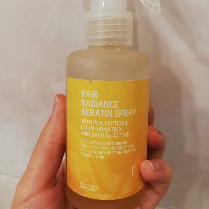 photo of Freshly Cosmetics Hair radiance keratin spray shared by @vegetarianoption on  26 Jan 2022 - review