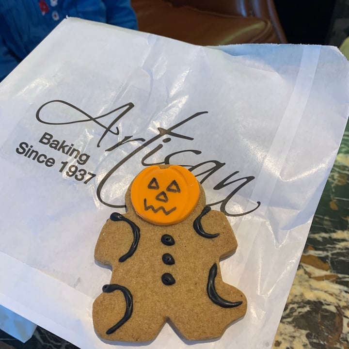 review photo of Coughlans Bakery Gingerbread man shared by @leanneab on 15 Oct 2020 - review