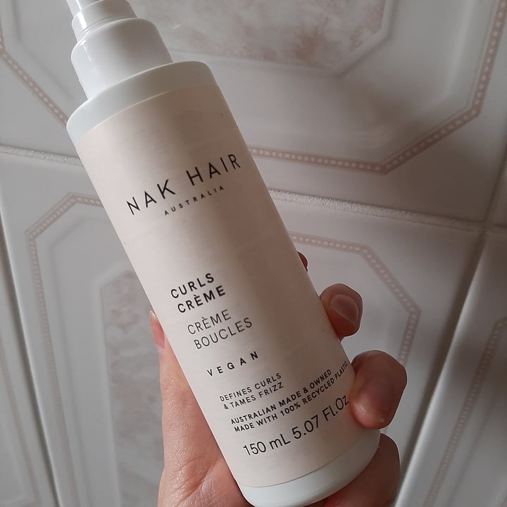 photo of Nak Hair Curls Creme shared by @andrymo on  19 May 2022 - review