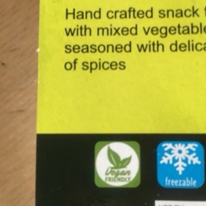 review photo of Gazebo cuisine Vegetable Samosas shared by @chazzybeanxo on 18 Aug 2020 - review