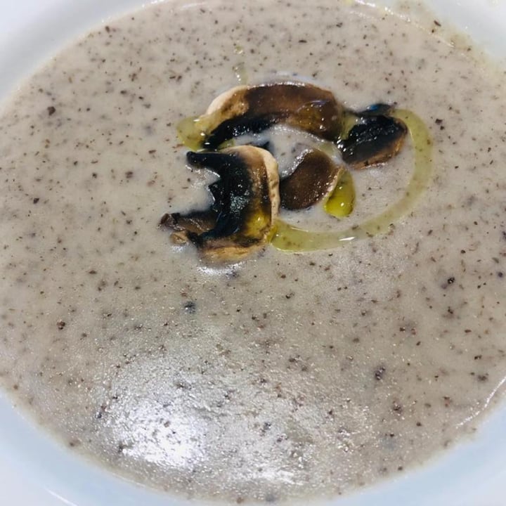 review photo of Elemen @ HarbourFront mushroom soup shared by @onetwothree on 21 Jul 2022 - review