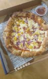 Mucha Pizza & Salad - מוצ'ה פיצות וסלטים בהרכבה