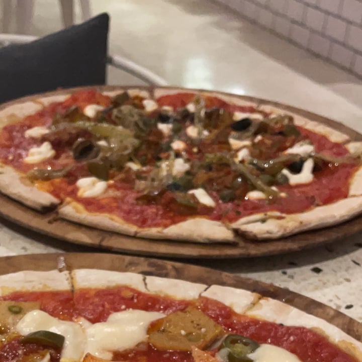 photo of KYND COMMUNITY Pizza Puttanesca shared by @liftsplantshine on  21 Dec 2021 - review