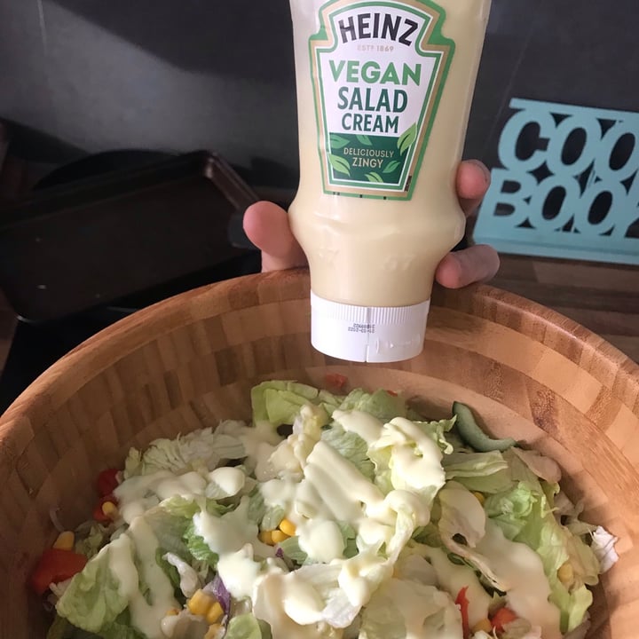 photo of Heinz Vegan Salad Cream shared by @vegansuttonmama on  29 Jan 2021 - review