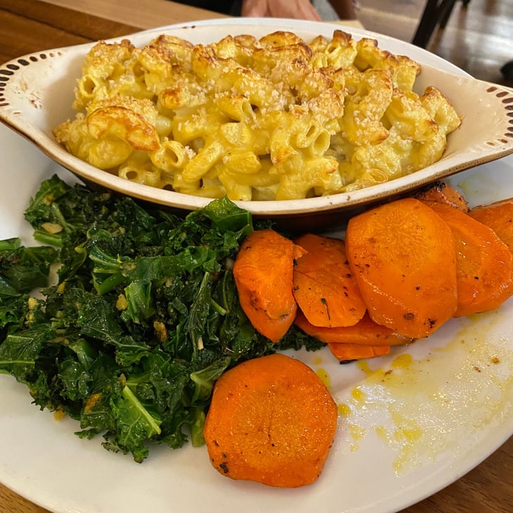 photo of Follow Your Heart Mac n Cheese shared by @stephaniegerard on  22 Oct 2021 - review