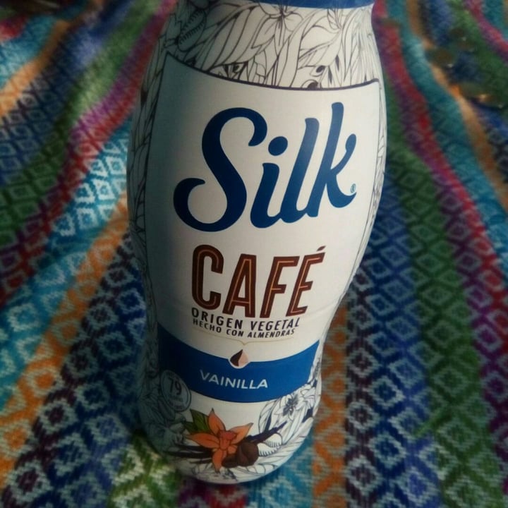 photo of Silk Café con Almendra Moka shared by @juanalfredojimenez on  12 Dec 2019 - review