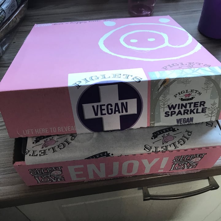 review photo of Piglets Pantry Vegan cream tea shared by @ijo on 21 Nov 2021 - review