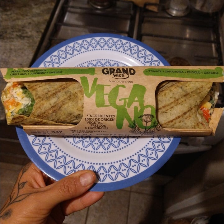 review photo of Grand wich Roll Frío Vegano shared by @thegiramone on 09 Jan 2022 - review