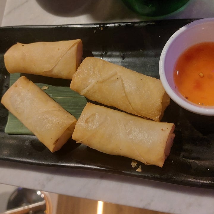 review photo of Domò Sushi Involtini Primavera shared by @evane on 21 Jun 2022 - review