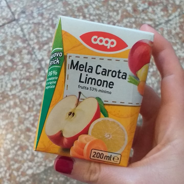 photo of Coop Succo di mela carota e limone shared by @l4ur4inz on  21 May 2022 - review