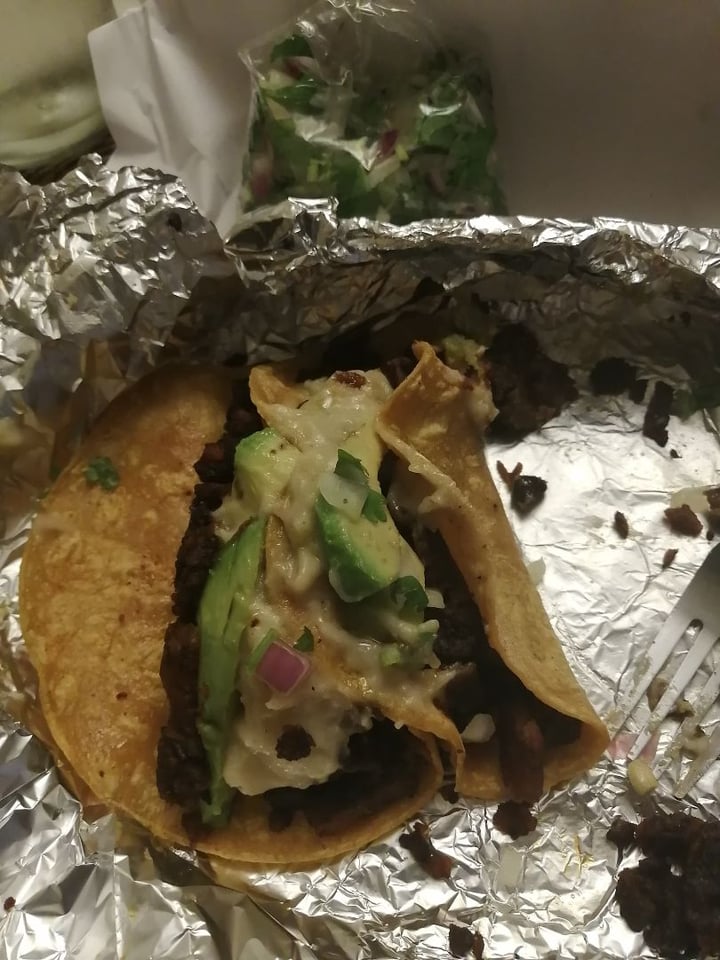 photo of Vegan Eats Tacos de bistec shared by @aracelyah on  26 Mar 2020 - review