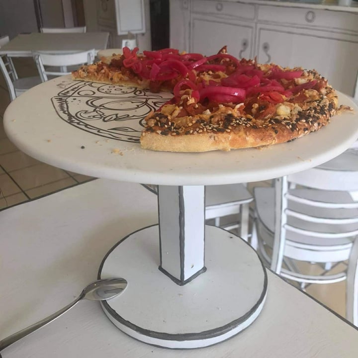 review photo of Rincón veggie Pizza shared by @naan on 17 Sep 2020 - review
