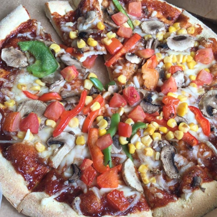 review photo of Domino's Pizza - St Neots Vegan vegi Supreme shared by @rhimc on 05 Oct 2020 - review