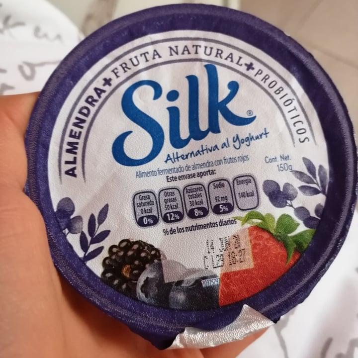 photo of Silk Triple Berry Alternative Yogurt shared by @jzlveg03 on  28 Jun 2020 - review
