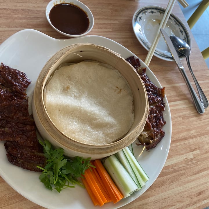 photo of Loving Hut Vegan Peking Duck Wrap shared by @jaript on  04 Apr 2021 - review