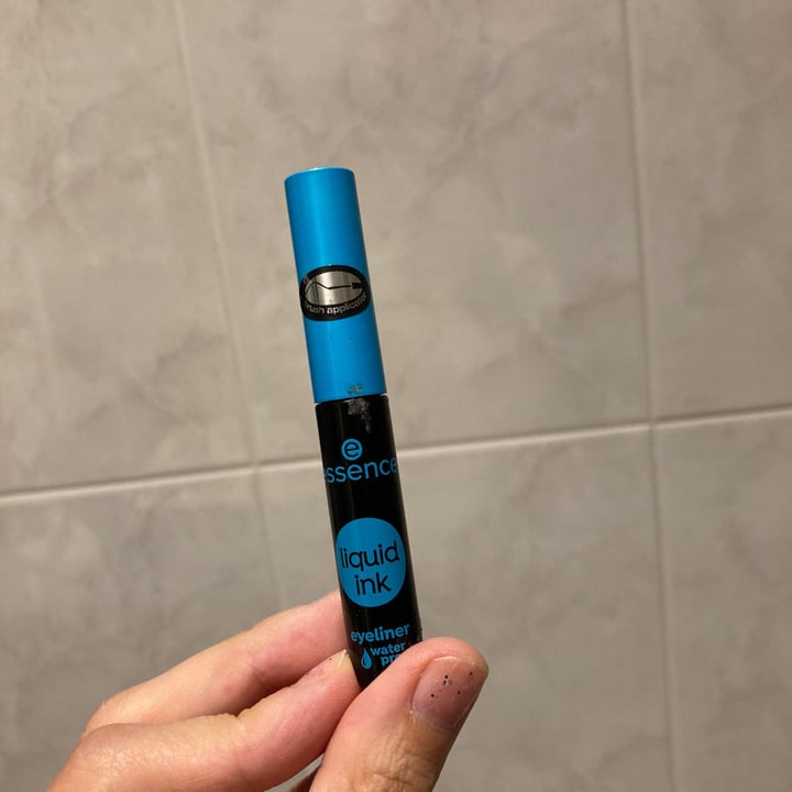 Essence Eyeliner Liquid Ink Review abillion